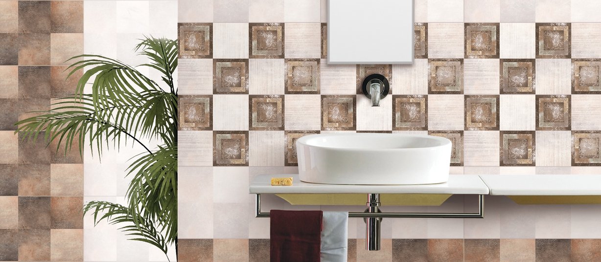 carolin Brown, Mix and White tiles Modern style Bathroom Tiles